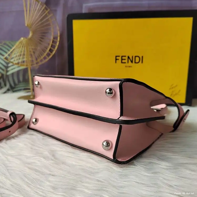 Vintage HOT Nappa ISeeU Peekaboo In Pink Leather Petite Fendi Bag 0326